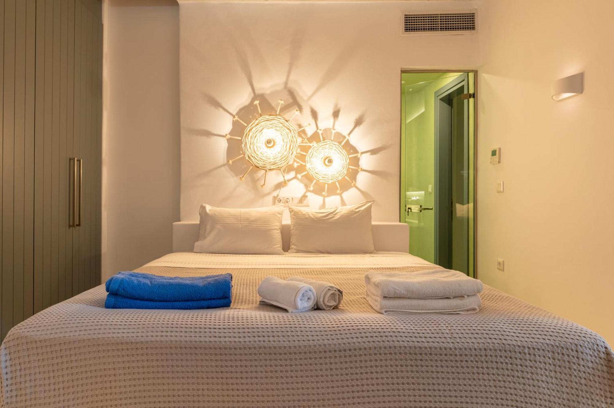 Villa Iakinthos By Mykonian Kazarte Mykonos Town 外观 照片